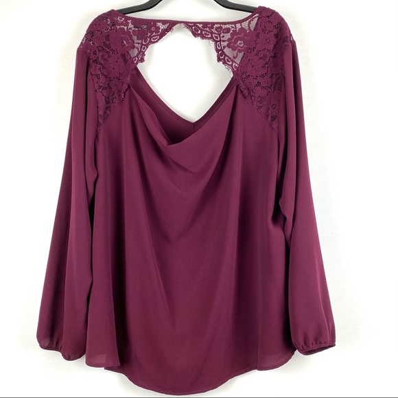 Torrid Berry Open Drape Lace Back Crepe Blouse EUC - Picture 4 of 12